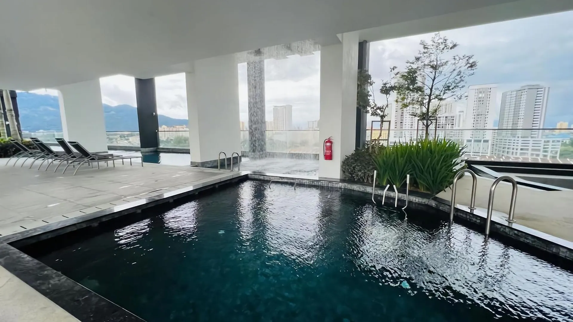 Apartment Urban Suites R L 6Pax 2R2B L Seaview &Cityview L Georgetown Jelutong Malaysia