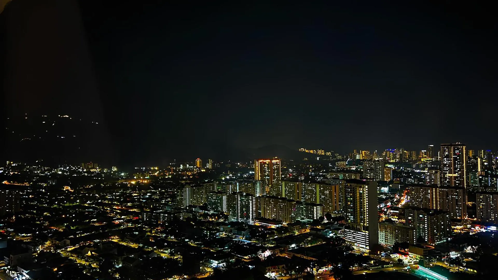 Urban Suites R L 6Pax 2R2B L Seaview &Cityview L Georgetown Jelutong
