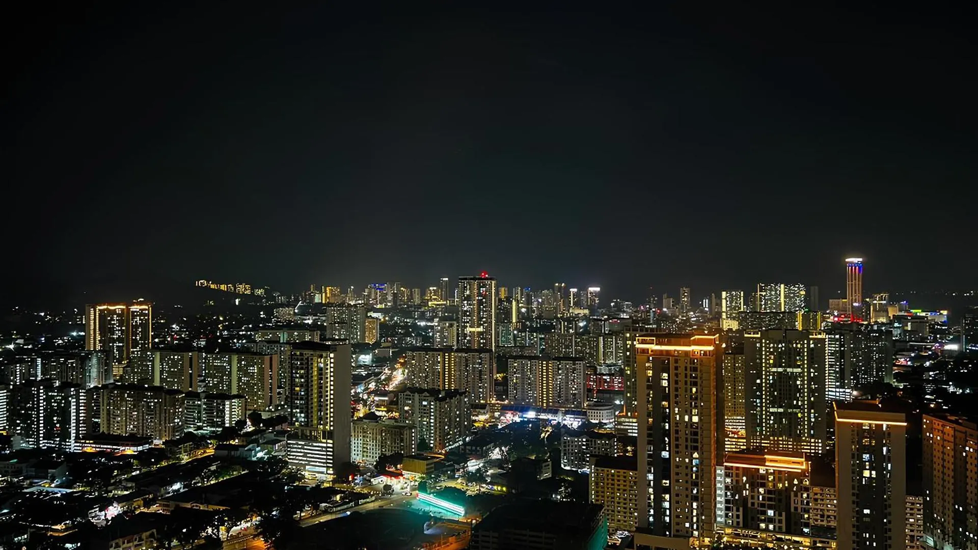 Urban Suites R L 6Pax 2R2B L Seaview &Cityview L Georgetown Jelutong